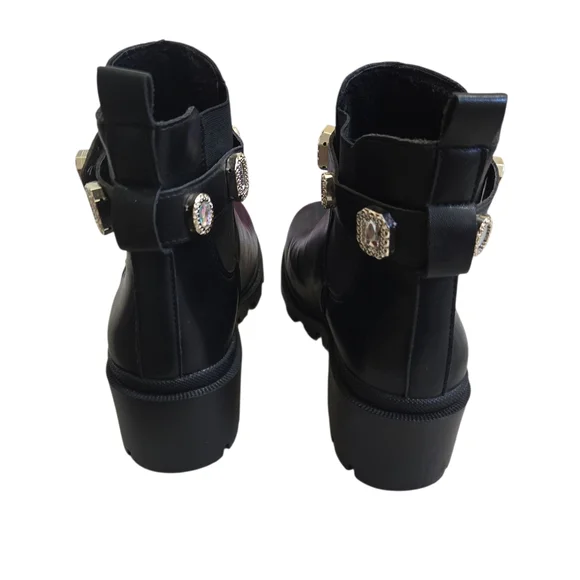 Elegant Black Women's Boots - Picture 2 of 5